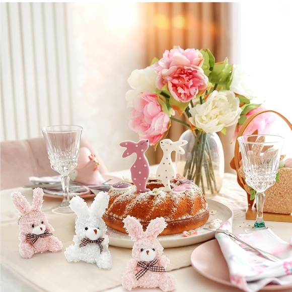 🐰 Bunny Bag Charm - Picture 5 of 7